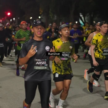 Runner Photo 7063458