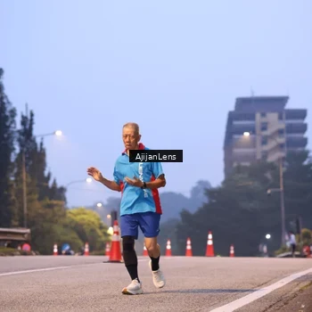 Runner Photo 7063460
