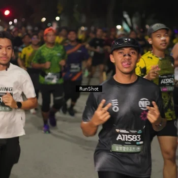 Runner Photo 7063466