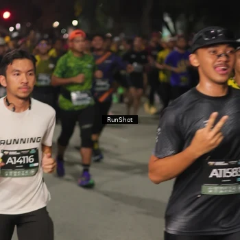 Runner Photo 7063468