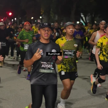 Runner Photo 7063469