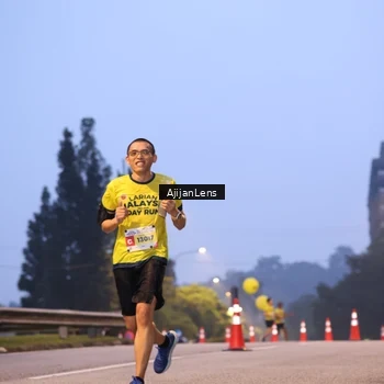 Runner Photo 7063477