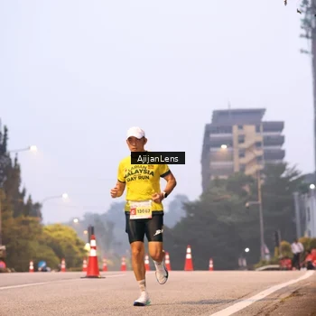 Runner Photo 7063482