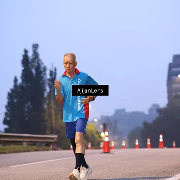 Runner Photo 7063497
