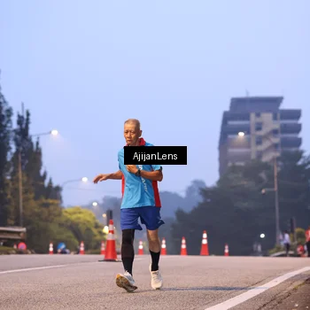 Runner Photo 7063501