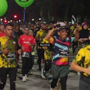 Runner Photo 7063510