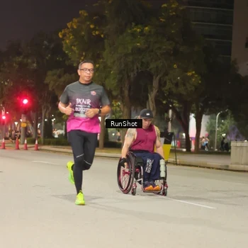 Runner Photo 7063514