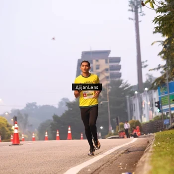 Runner Photo 7063515