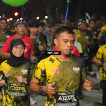 Runner Photo 7063518
