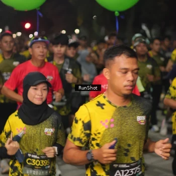 Runner Photo 7063524