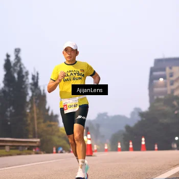 Runner Photo 7063529