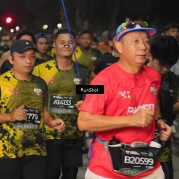 Runner Photo 7063544