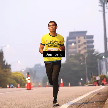 Runner Photo 7063550