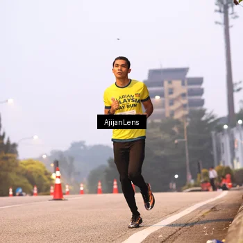 Runner Photo 7063552