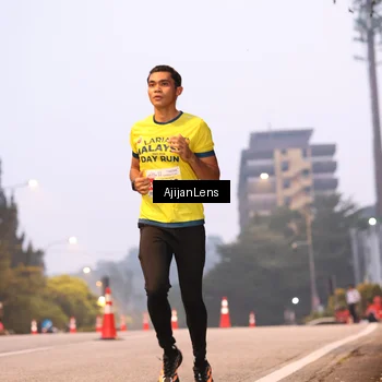 Runner Photo 7063563