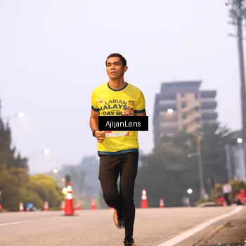 Runner Photo 7063564