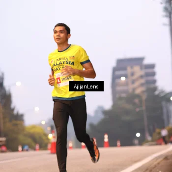 Runner Photo 7063570