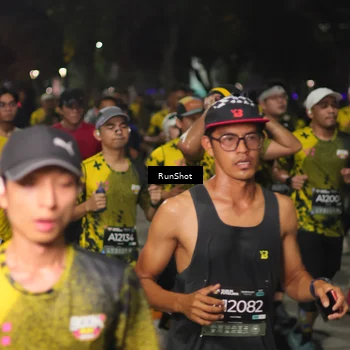 Runner Photo 7063572