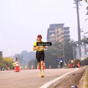 Runner Photo 7063580