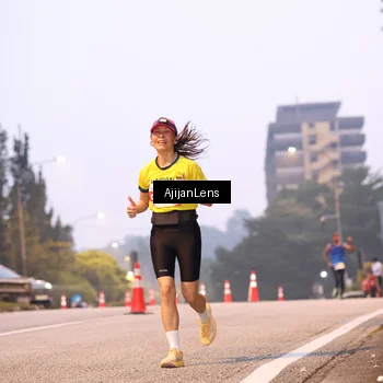 Runner Photo 7063611