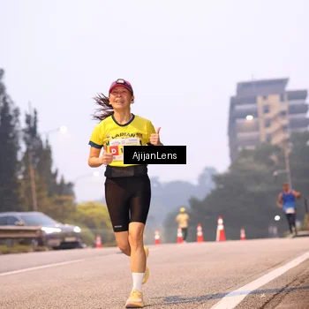 Runner Photo 7063635