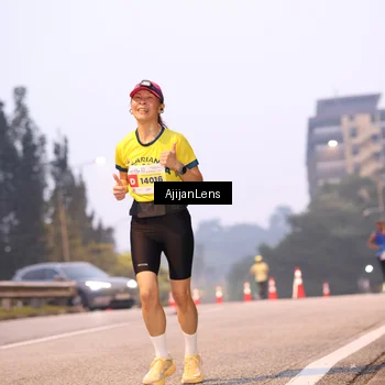 Runner Photo 7063645