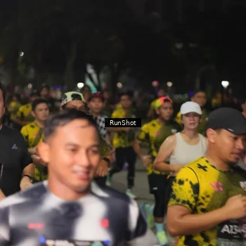 Runner Photo 7063649