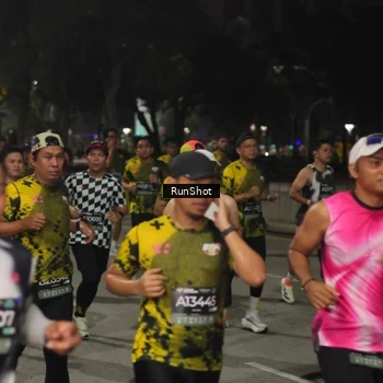 Runner Photo 7063659