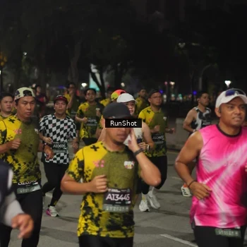 Runner Photo 7063661