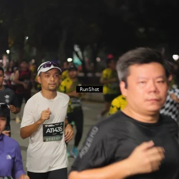 Runner Photo 7063678
