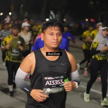 Runner Photo 7063683