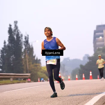 Runner Photo 7063685