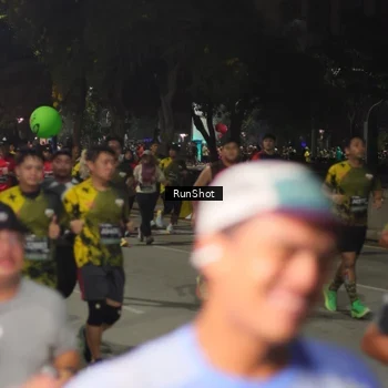 Runner Photo 7063695