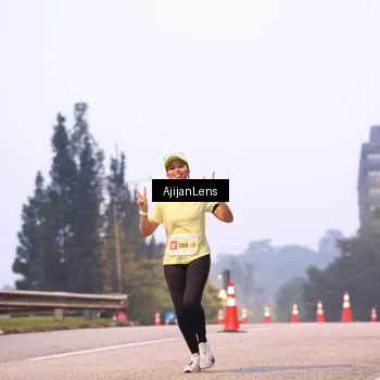 Runner Photo 7063697