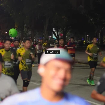 Runner Photo 7063702