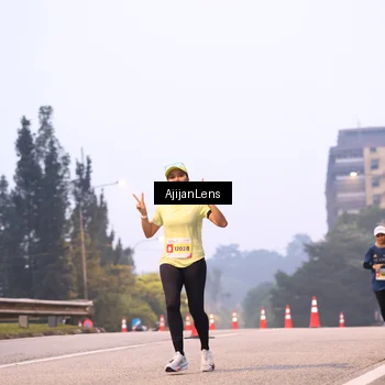 Runner Photo 7063705