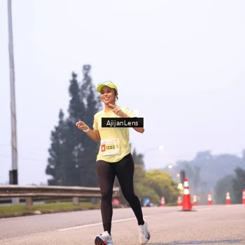 Runner Photo 7063713