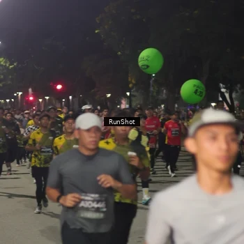 Runner Photo 7063724
