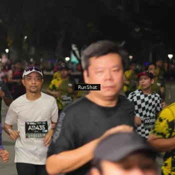 Runner Photo 7063727