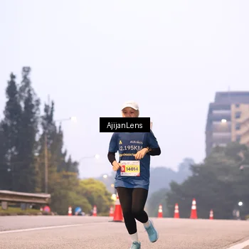 Runner Photo 7063733