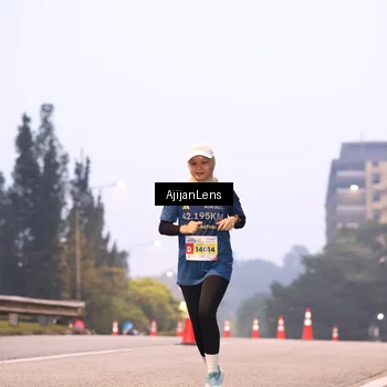Runner Photo 7063739