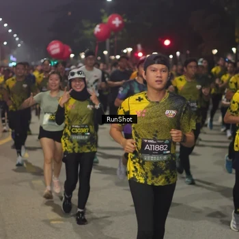 Runner Photo 7063752