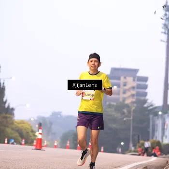 Runner Photo 7063772