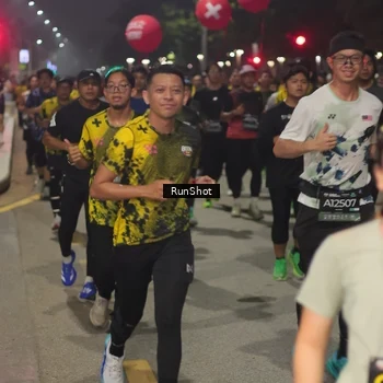 Runner Photo 7063773