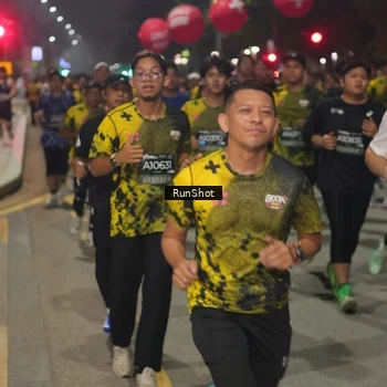 Runner Photo 7063783