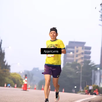 Runner Photo 7063786