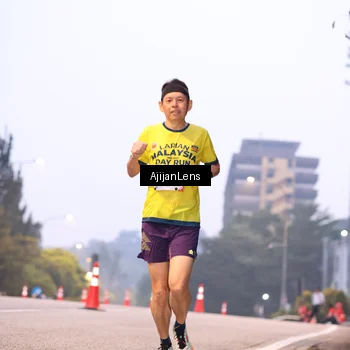 Runner Photo 7063787
