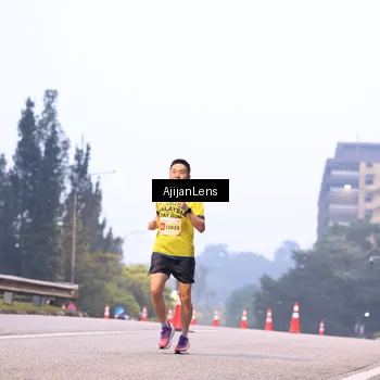 Runner Photo 7063816