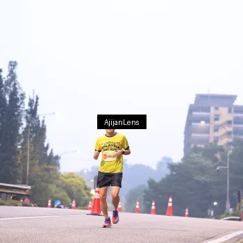 Runner Photo 7063817