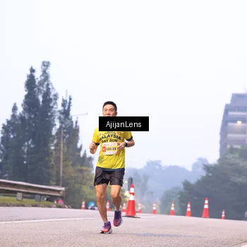 Runner Photo 7063821